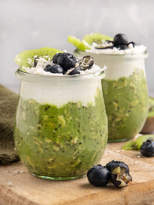 Matcha Overnight Oats - ShortGirlTallOrder